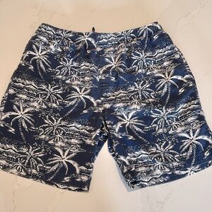 Urban Vintage Blue and White Shorts Tropical Print Size Small